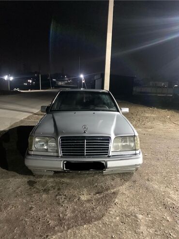 мерс 124 бензин: Mercedes-Benz W124: 1993 г., 2 л, Механика, Бензин, Седан