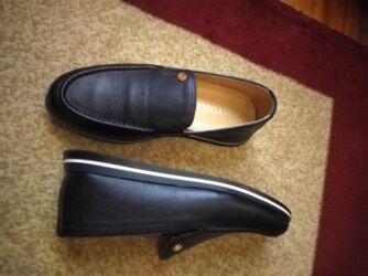 Digər ayaqqabılar: Ölçü: 40, Yeni — 8