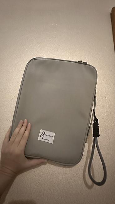 noutbuk ucun cantalar: Südlü-boz rəngdə laptop/planşet üçün qol çantası - Material: Yumşaq — 2