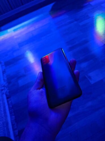 Samsung: Samsung Galaxy A13, 4 GB, rəng - Qara, Qırıq — 8