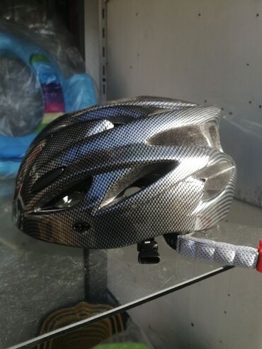 Moto dəbilqələr: Kaskalar 39an hər rəngi var Qara mat kaskalar 55azn Qara parlaq — 7