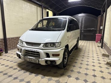 двигатель паджеро 2.5 дизель купить: Mitsubishi Delica: 2000 г., 3 л, Автомат, Газ, Внедорожник