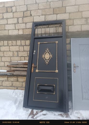 Qapıların təmiri: 150 manatdan başlayan qiymətlərlə seyf qapılarımız mövcuddur — 22