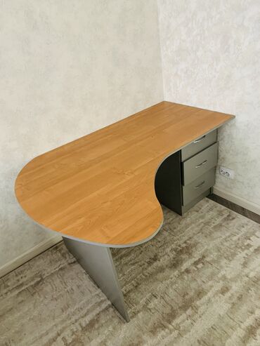 стол тумба раздвижной: Комплект офисной мебели, Шкаф, Тумба, Стол, цвет - Бежевый, Б/у