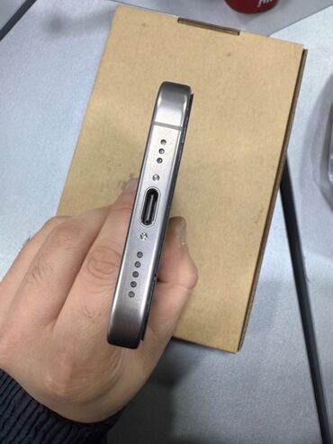 Apple iPhone: IPhone 15 Pro, 256 GB, Natural Titanium, Zəmanət, Simsiz şarj, Face ID — 2