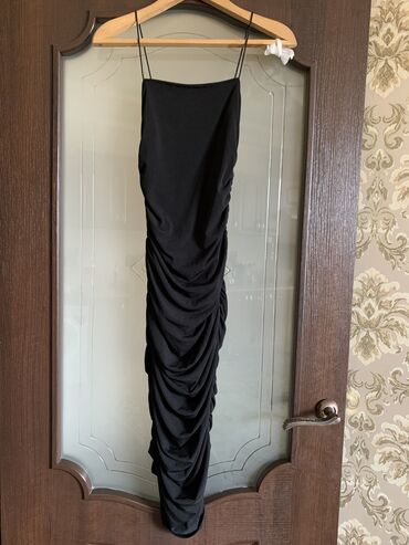 прокат костюмов бишкек: Вечернее платье, Короткая модель, Полиэстер, Без рукавов, XS (EU 34), S (EU 36)