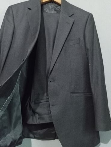 tek pencek: Kişi üçün klassik kostyum dəsti - Brend: Giovanne Giuseppe - Rəng