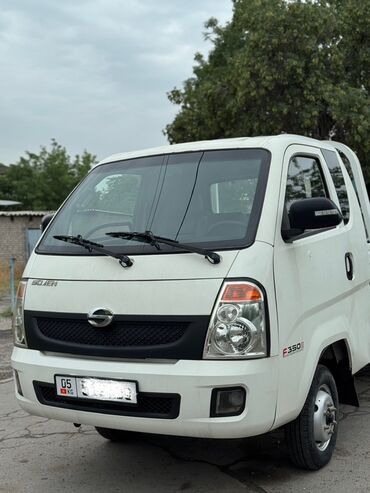 Легкий грузовой транспорт: Легкий грузовик, Isuzu, Стандарт, 3 т, Новый
