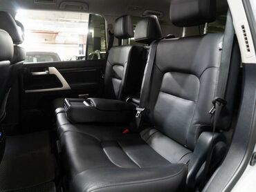 Toyota: Toyota Land Cruiser: 2021 г., 5.7 л, Автомат, Бензин, Внедорожник — 10