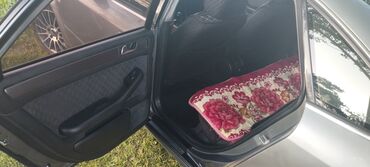 Audi: Audi A6: 2000 г., 2.4 л, Механика, Газ, Седан — 9