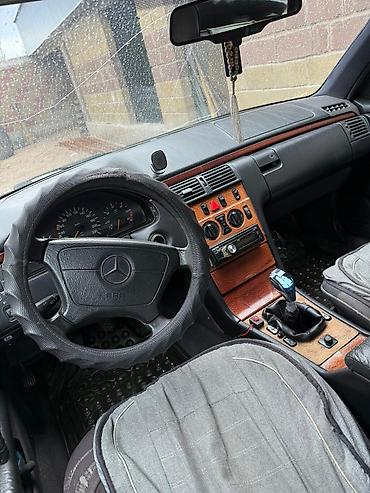 Mercedes-Benz: Mercedes-Benz E-Class: 1989 г., 2.2 л, Ручные, Дизель, Седан — 5