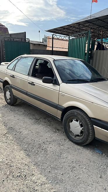 ешка немка: Volkswagen Passat: 1989 г., 1.8 л, Механика, Бензин, Седан — 2