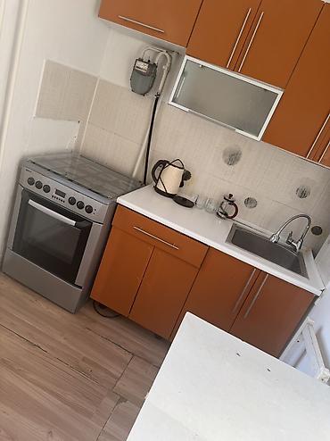 1 bedroom: 1 комната, Джал-15 Агентство недвижимости, Только девушкам, от 1 месяца, от 3 месяцев, от 6 месяцев, С мебелью полностью — 3
