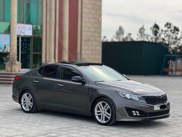 salon eşyalari: Kia Optima: 2 l | 2012 il Sedan