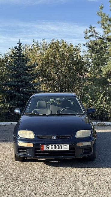 140 280: Mazda 323: 1996 г., 1.4 л, Механика, Бензин, Хэтчбэк — 3