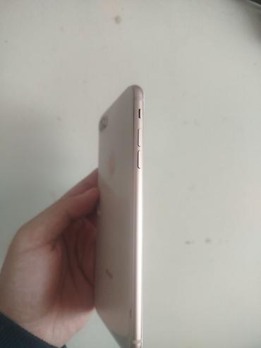 8: IPhone 8 Plus, Qızılı, Qırıq — 1