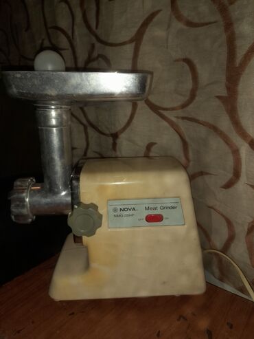 Ət çəkən maşınlar: Ət çəkən maşın Nova, 1000 Vt, İşlənmiş