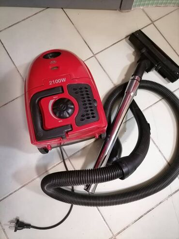 Vacuum Cleaners: Usisivač FIŠER do 2100 na papirnu vrećicu dobar skoro pa kao nov je