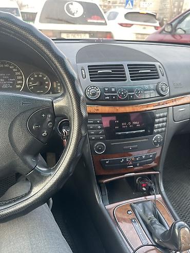 Mercedes-Benz: Mercedes-Benz E-Class: 2004 г., Седан — 7