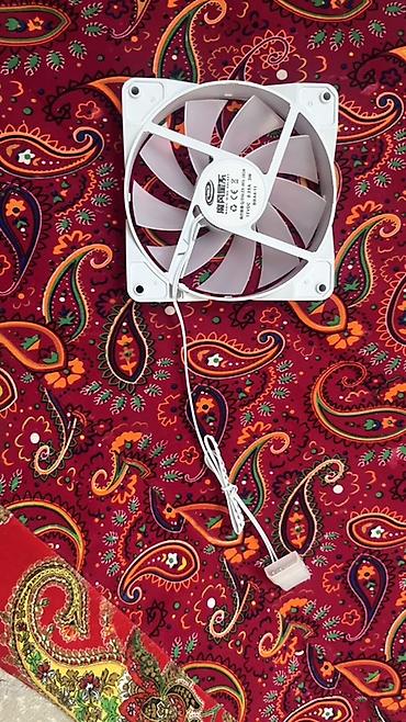 cooling fan: Белый корпусный вентилятор для компьютера Deepcool, модель RF120 FS — 1