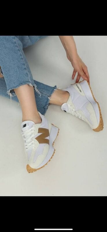 espadrile 39: New Balance, 40