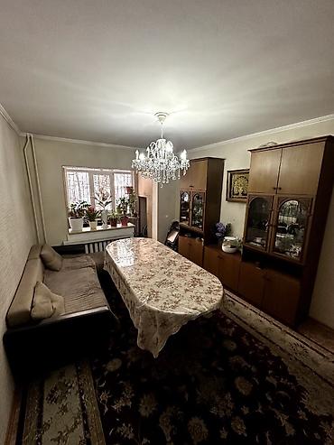 1 комнатка: 3 комнаты, 65 м², ул. Боконбаева / Гоголя 105 серия, 1 этаж — 1