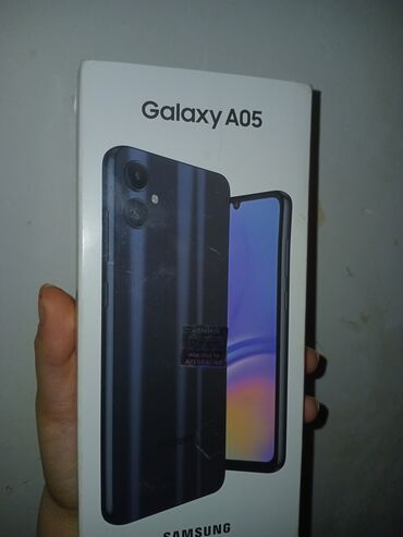 Samsung: Samsung Galaxy A05, 64 GB, rəng - Boz, Zəmanət, Düyməli, Simsiz şarj