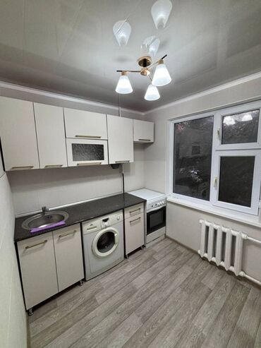 английский квартал снять квартиру: 2 комнаты, 44 м², 104 серия, 3 этаж, Евроремонт