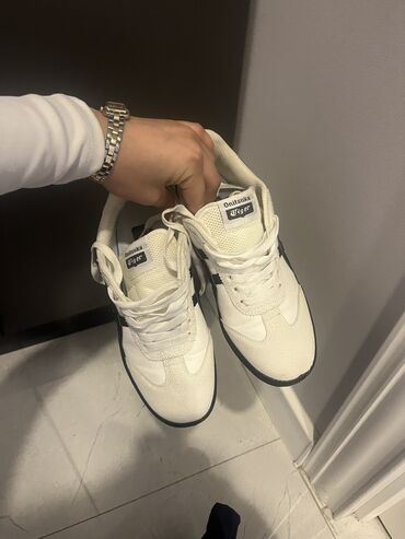 ayaqqabi sport: Ölçü: 38, rəng - Ağ, Yeni