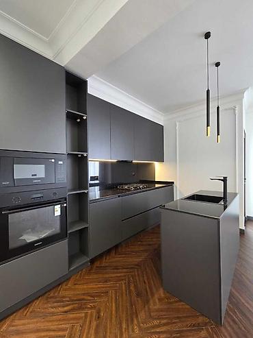 kredit ile: 3 otaqlı, Yeni tikili, 142 kv. m — 6