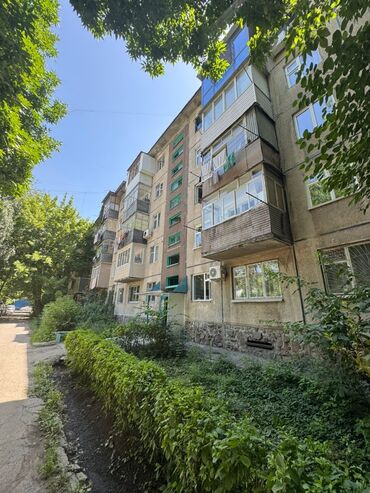 квартиры в рассрочку без первоначального взноса бишкек: 2 комнаты, 44 м², 104 серия, 2 этаж, Евроремонт