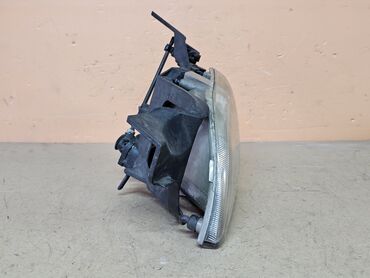 Передние фары: Передняя левая фара Chevrolet Cobalt 1999 г., Б/у, Оригинал, США — 11