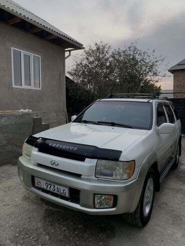 Infiniti: Infiniti QX4: 2001 г., 3.5 л, Бензин, Внедорожник