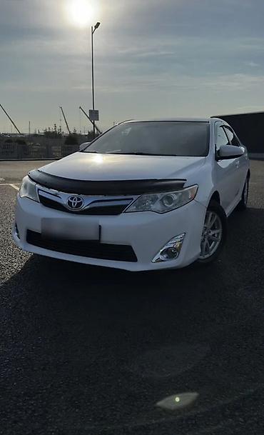 2014: Toyota Camry: 2014 г., 2.5 л, Автомат, Бензин, Седан — 2
