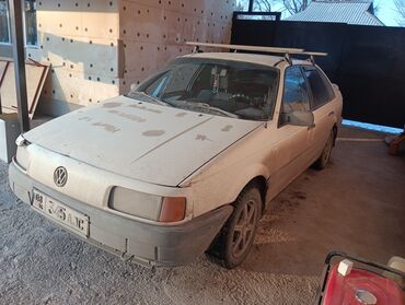 мотор на 210: Volkswagen Passat: 1990 г., 2 л, Автомат, Газ, Седан