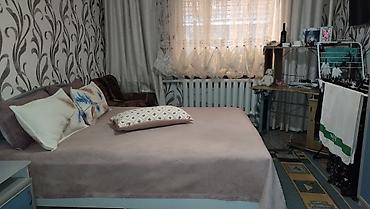 Продажа коттеджей и домов: Дом из пяти комнат имеется хоз постройки сарай на 10 голов, два — 14