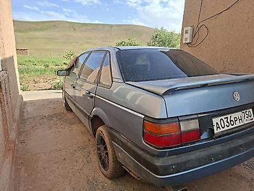 devo lasetti: Volkswagen Passat: 1993 г., 1.8 л, Механика, Бензин, Седан — 4