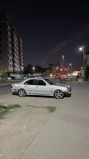 Диски: Литые Диски R 18 AMG, Комплект, отверстий - 5, Б/у — 2