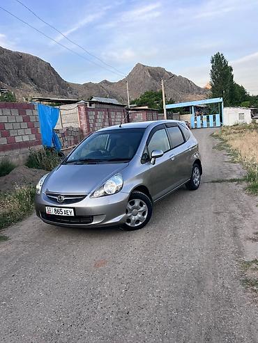 Honda: Honda Fit: 2003 г. — 3