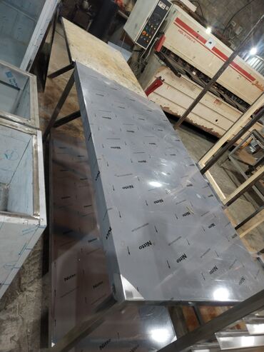 Soyuducu vitrinləri: Məhsul: Şüşəli soyuducu vitrin stendləri Təyinat: - Kafe, restoran — 7