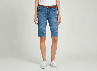 LeviS, Shorts for women, size S