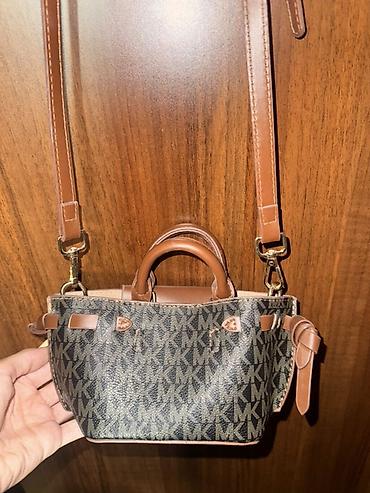 mini cross: Michael Kors mini çanta - Model: MK monoqram naxışlı mini — 2