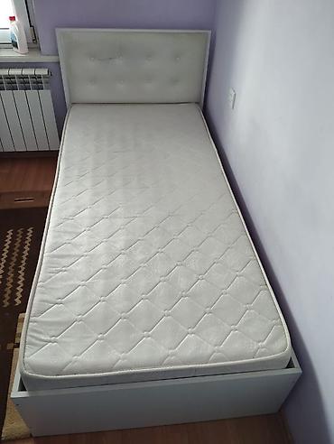 Çarpayı satılır - Ölçü: tək nəfərlik (təxminən 90x190 sm formatında)