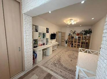 Продажа квартир: 2 комнаты, 52 м², 9 мкр 106 серия, 4 этаж, Евроремонт — 7