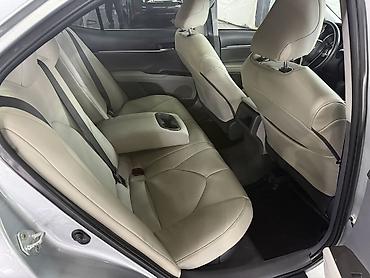 Toyota: Toyota Camry: 2021 г., 2.5 л, Автомат, Гибрид, Седан — 10