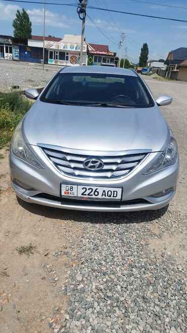 Hyundai: Hyundai Sonata: 2010 г., 2 л, Автомат, Газ, Седан