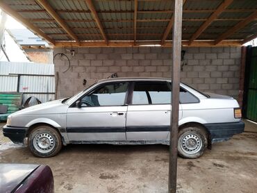 голы купе: Volkswagen Passat: 1991 г., 1.8 л, Механика, Бензин, Купе