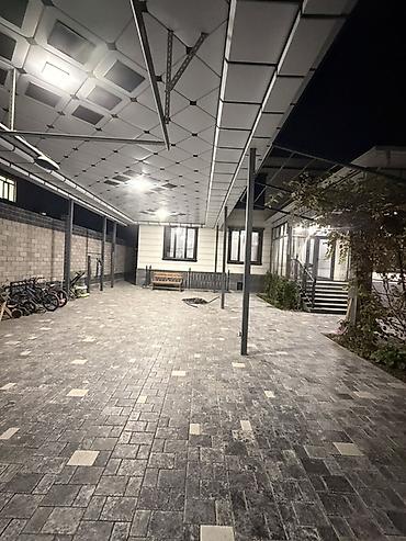 Продажа коттеджей и домов: 6 комнат и более, 435 м², 4 соток, Бишкек, Кок-Жар ж/м Собственник — 17