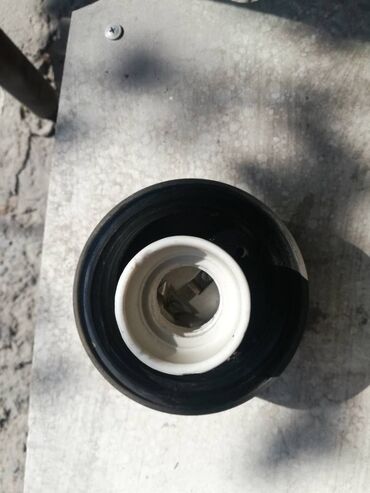 продаём советскую мебель: Торг есть Гаражная распродажа! Лампы-плафоны(СССР),качество, крепкие