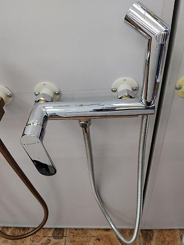 Смесители: Смеситель для ванны/душа Solone в современном лаконичном дизайне — 1